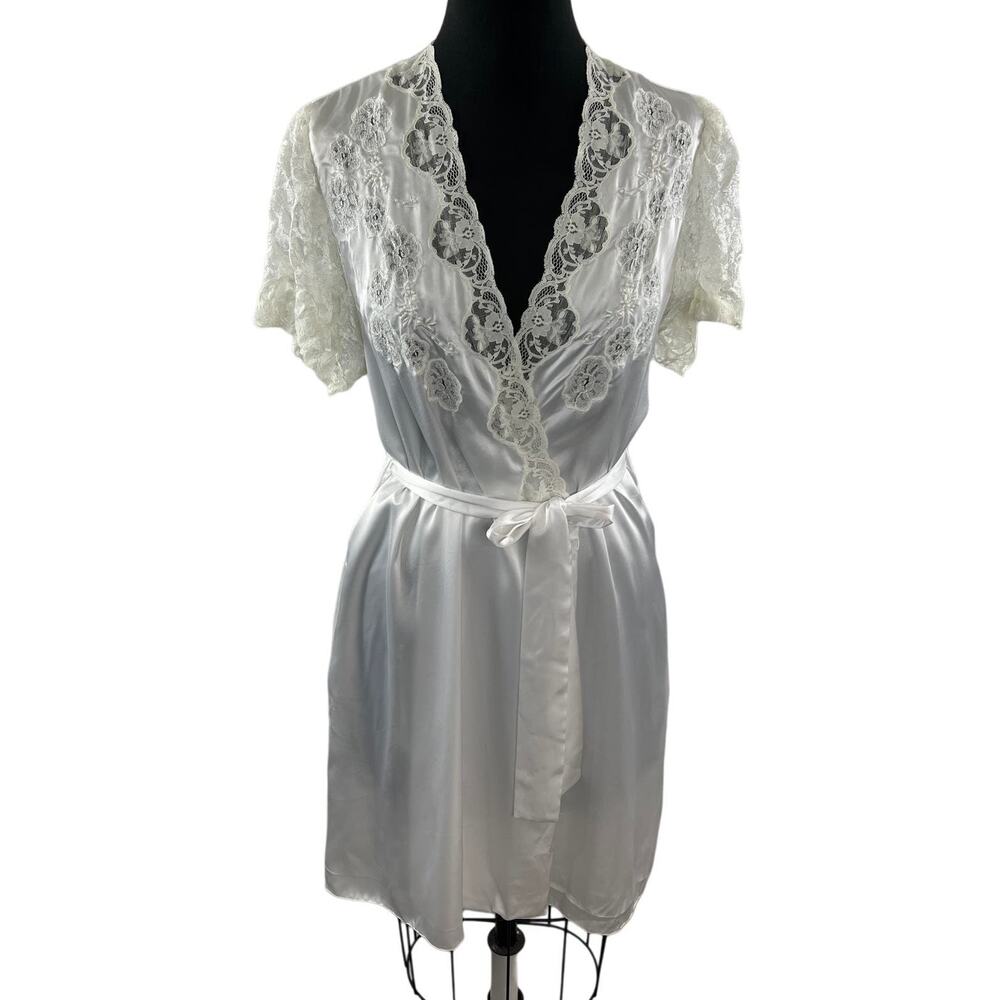 Sara Beth White Robe Comfort Belted Open Front Embroidered Lace Classic Casual